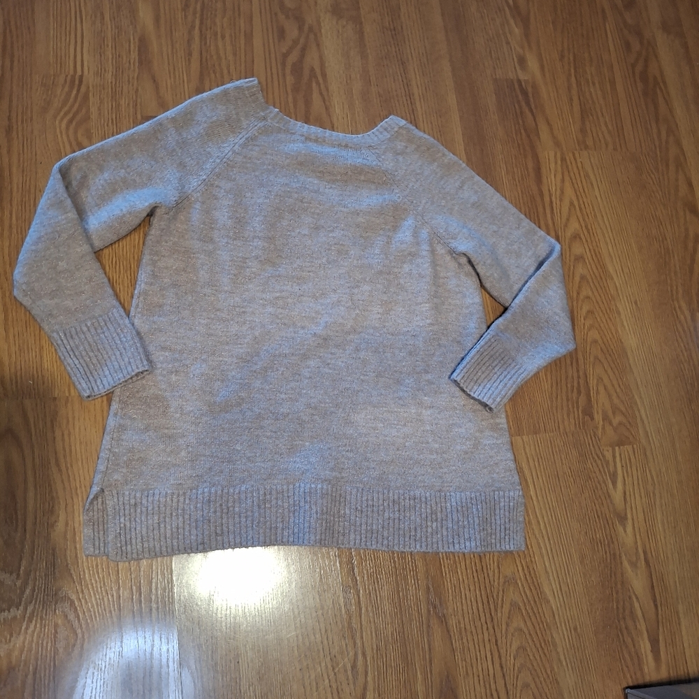 LC Lauren Conrad Pink Heart Sweater - Picture 3 of 3